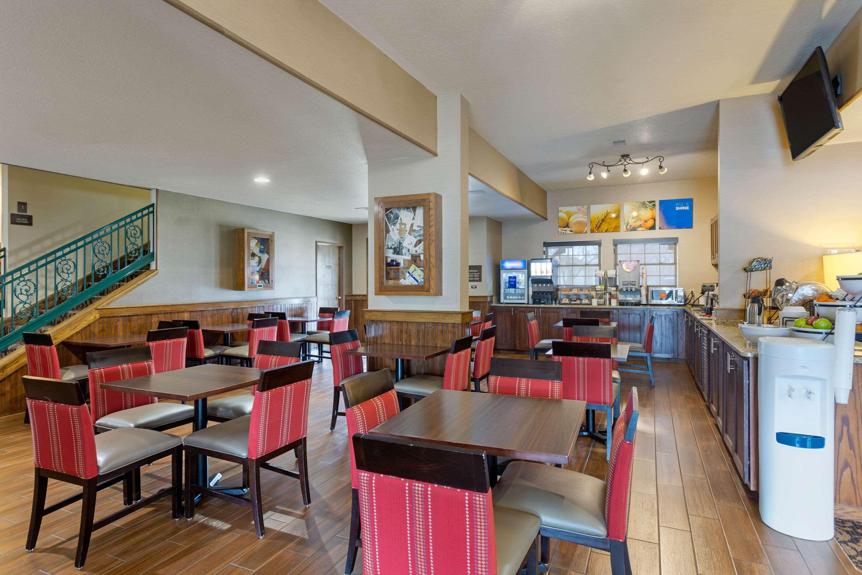 Comfort Inn Marshall Station Εξωτερικό φωτογραφία