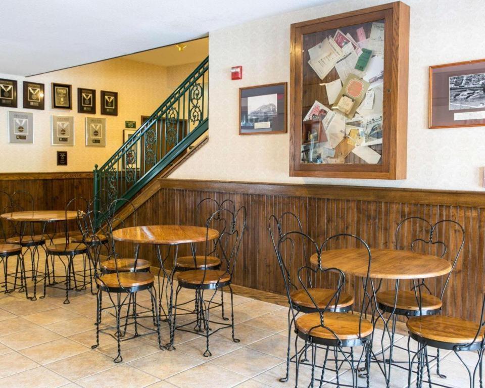 Comfort Inn Marshall Station Εξωτερικό φωτογραφία